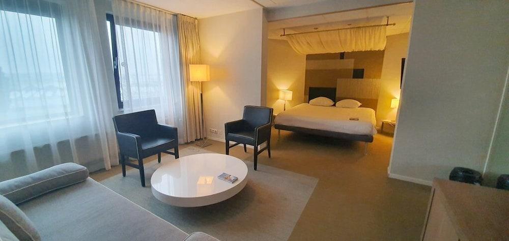 נאלדווייק Fletcher Hotel Restaurant Carlton מראה חיצוני תמונה