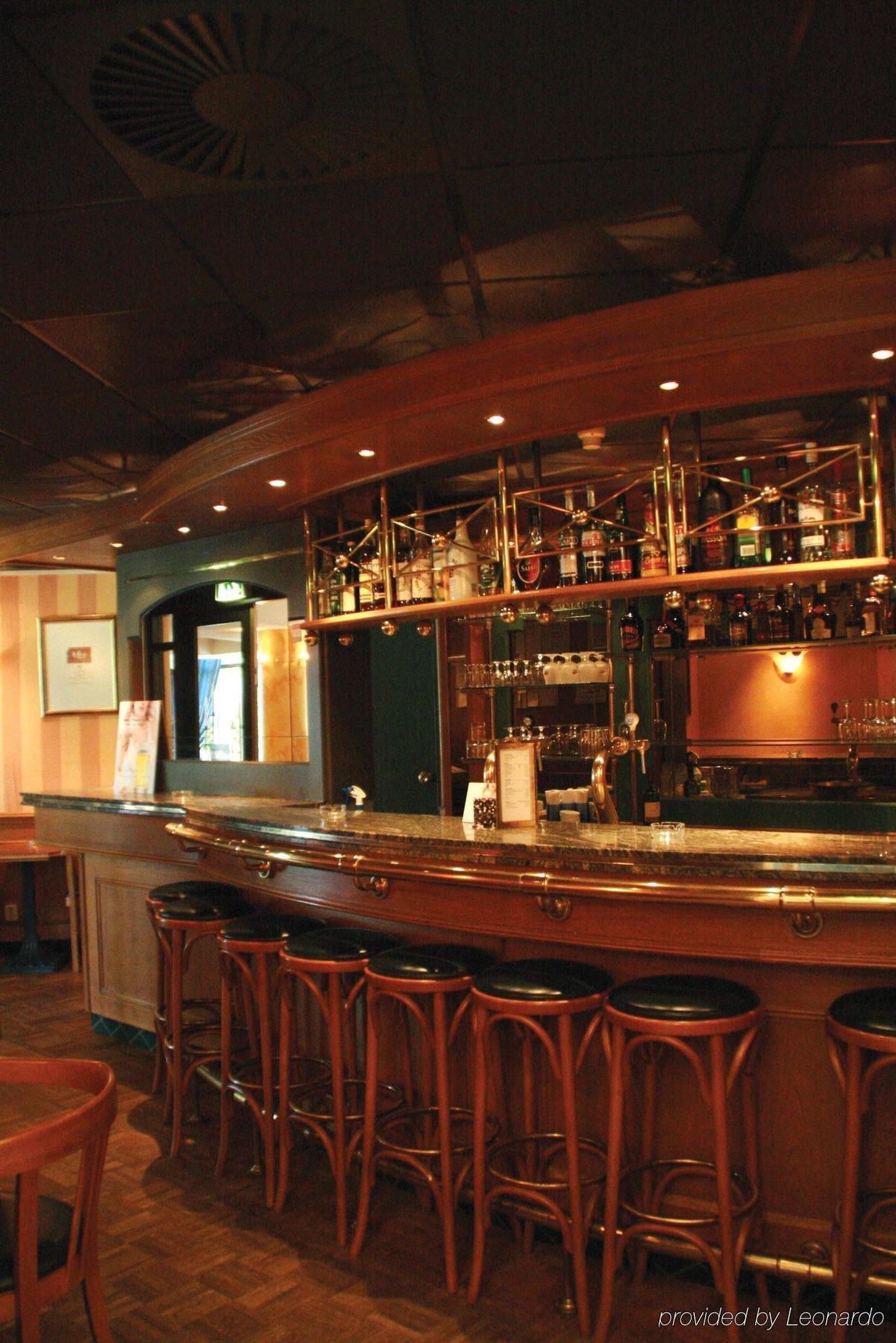 נאלדווייק Fletcher Hotel Restaurant Carlton מסעדה תמונה